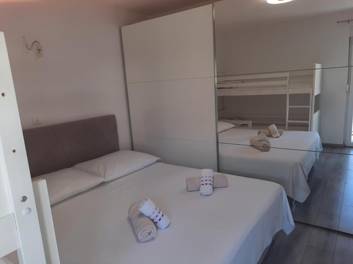 Ani Apartment สปลิท ภายนอก รูปภาพ