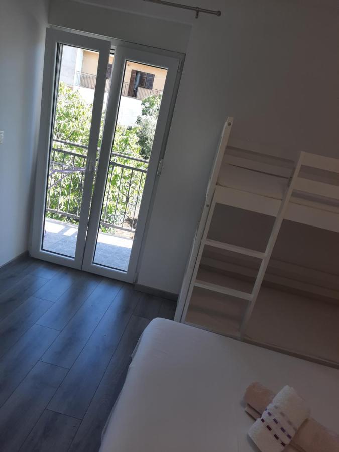 Ani Apartment สปลิท ภายนอก รูปภาพ
