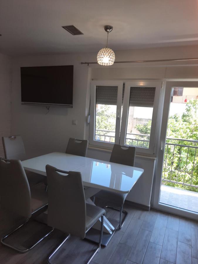 Ani Apartment สปลิท ภายนอก รูปภาพ