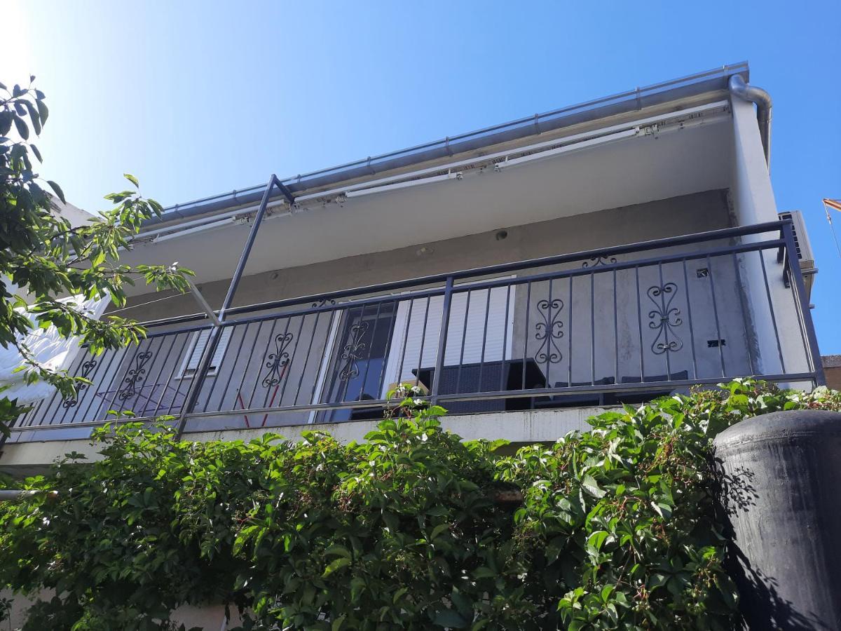 Ani Apartment สปลิท ภายนอก รูปภาพ